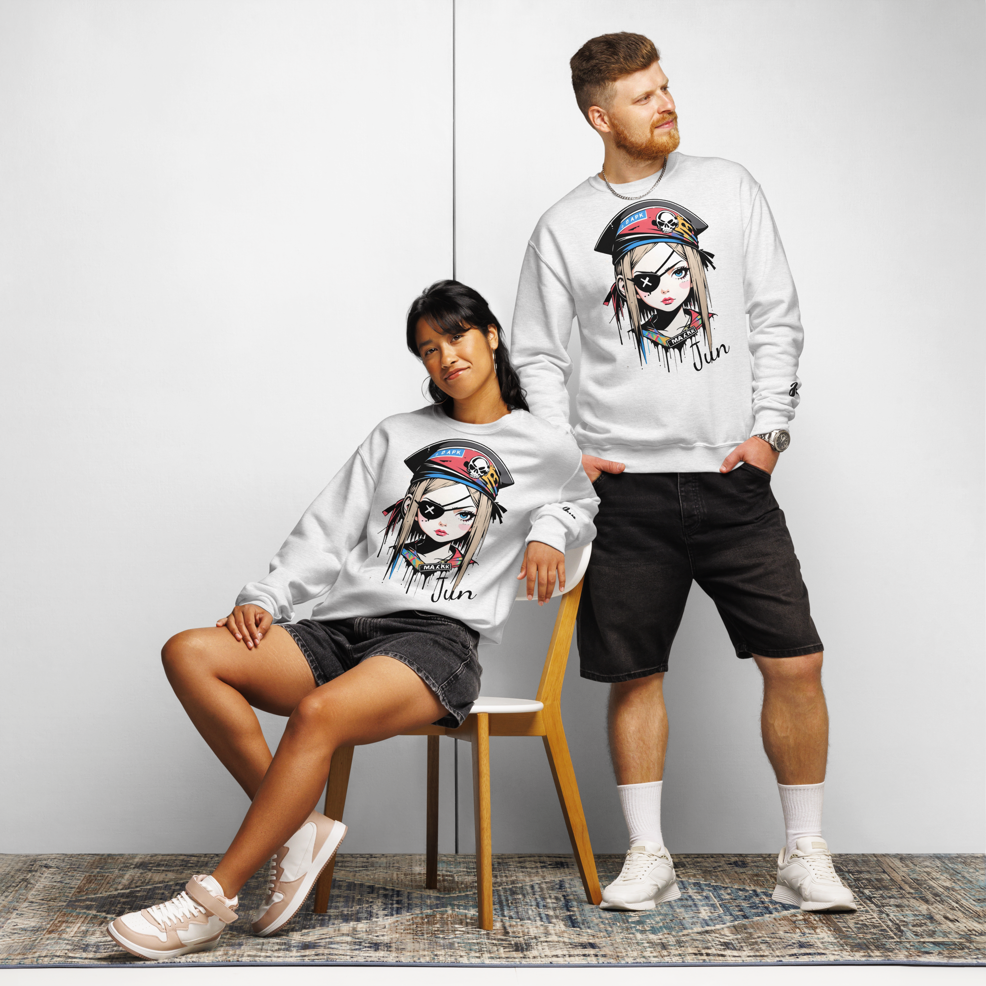 Jun 01 Crew neck sweatshirt White Grey