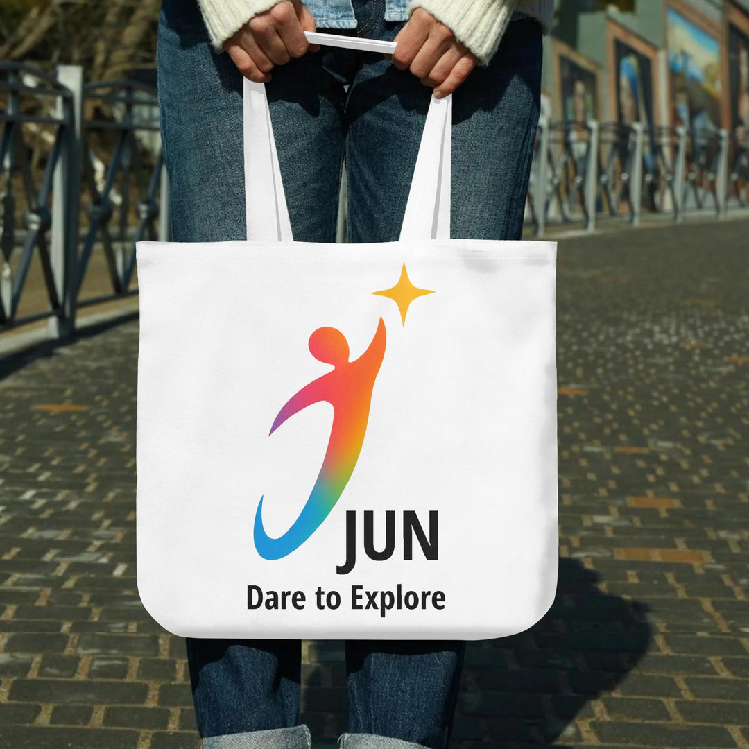 Dare to Explore 01 – JUNトートバッグ【ホワイト】