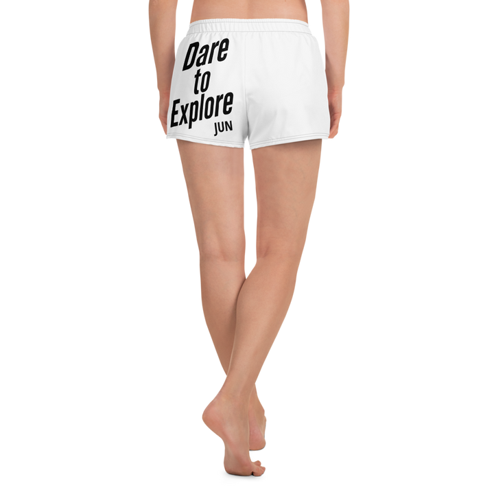 Dare to Explore 02 – JUN モノクロロゴ ホワイトショーツ