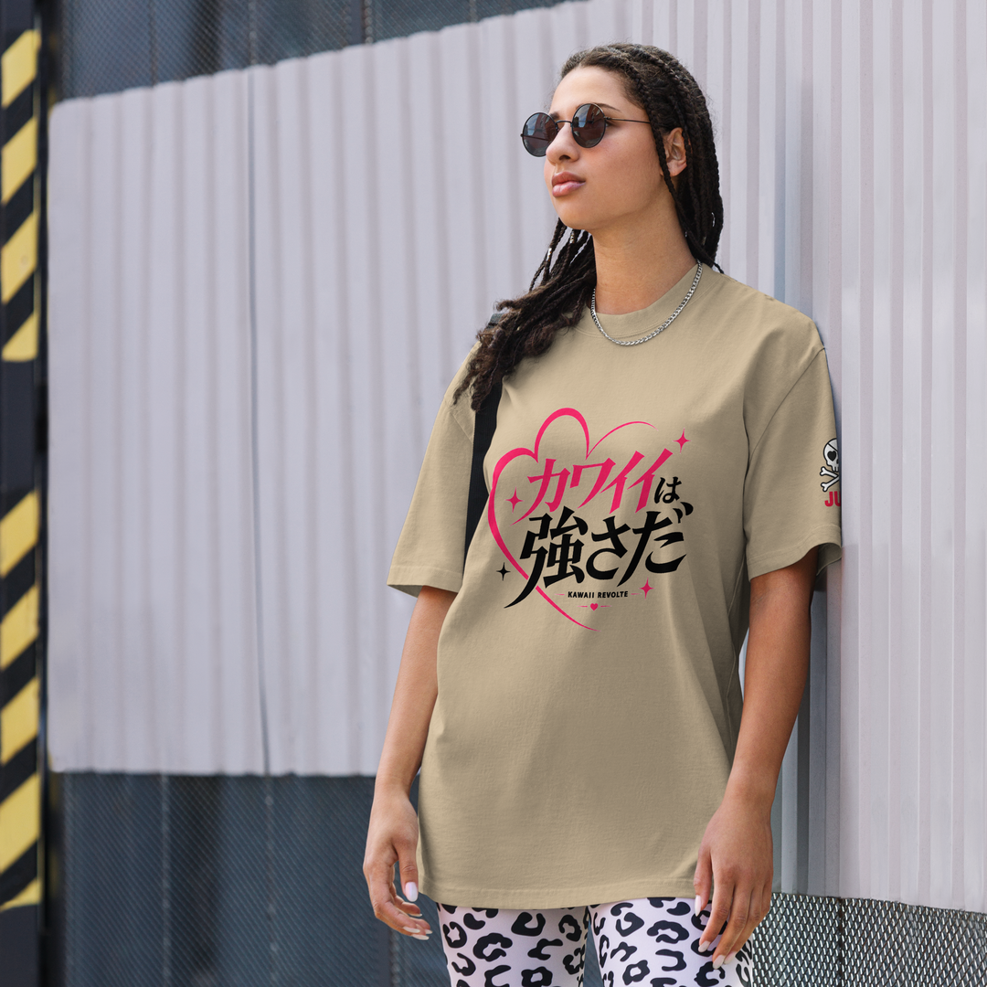 KAWAII REVOLTE 01 – カワイイは強さだ オーバーサイズフェードTシャツ
