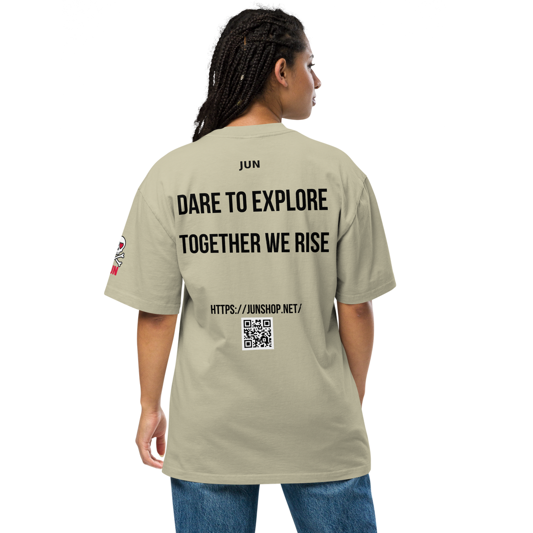 RISE ABOVE 02 – JUN ピンクスカルガール オーバーサイズTシャツ 1