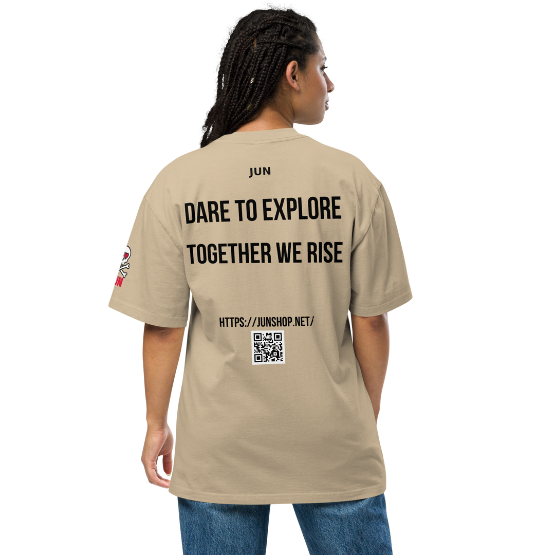 RISE ABOVE 02 – JUN ピンクスカルガール オーバーサイズTシャツ 1