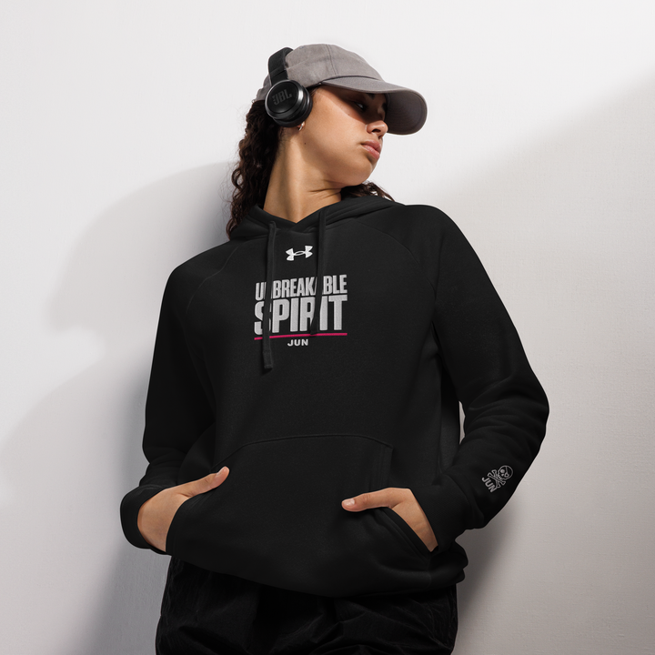 UNBREAKABLE SPIRIT 01 Under Armour® フーディ（ブラック／ネイビー）