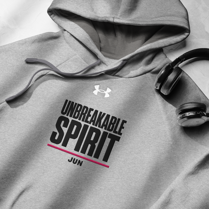 UNBREAKABLE SPIRIT 02 Under Armour® フーディ（グレー／ホワイト）