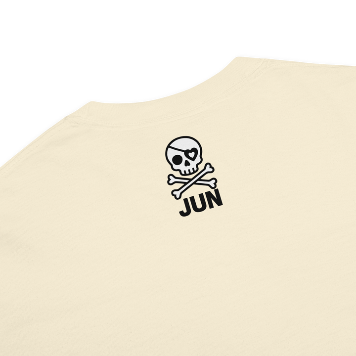 KAWAII RÉVOLTE – POP SKULL GIRL Poster Tee