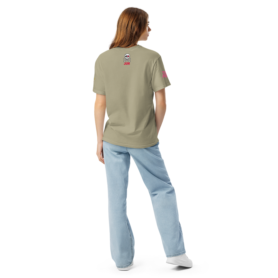 RISE ABOVE 10 — DREAM CHASER｜ユニセックス製品染めヘビーウェイトTシャツ
