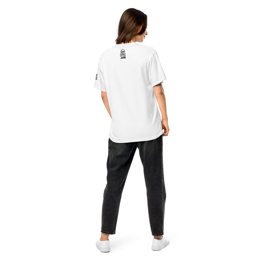 KAWAII RÉVOLTE – POP SKULL GIRL Poster Tee