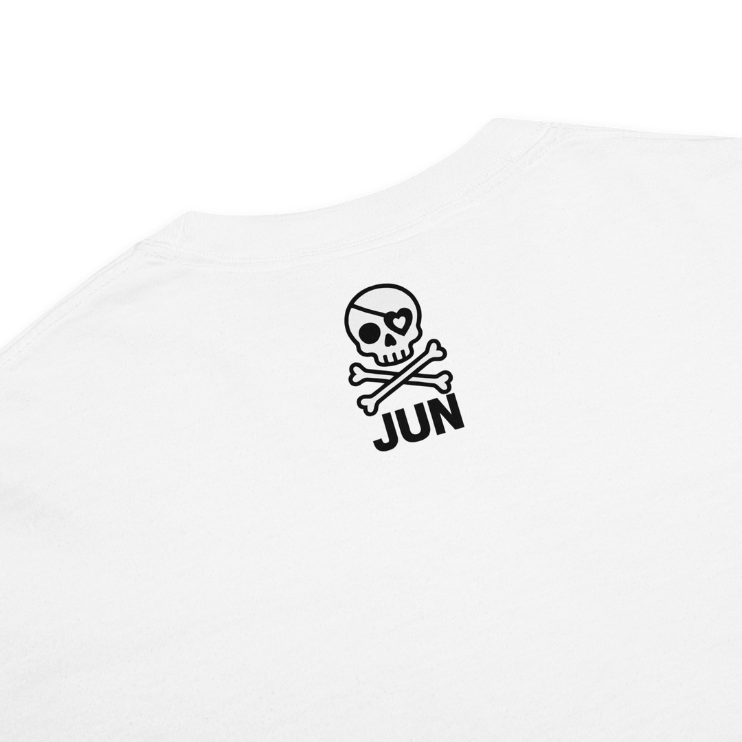 KAWAII RÉVOLTE – POP SKULL GIRL Poster Tee